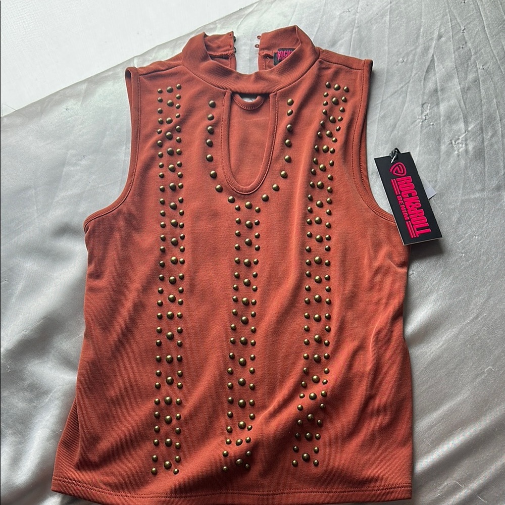 Rock&Roll Rust Sleeveless Top with Studs